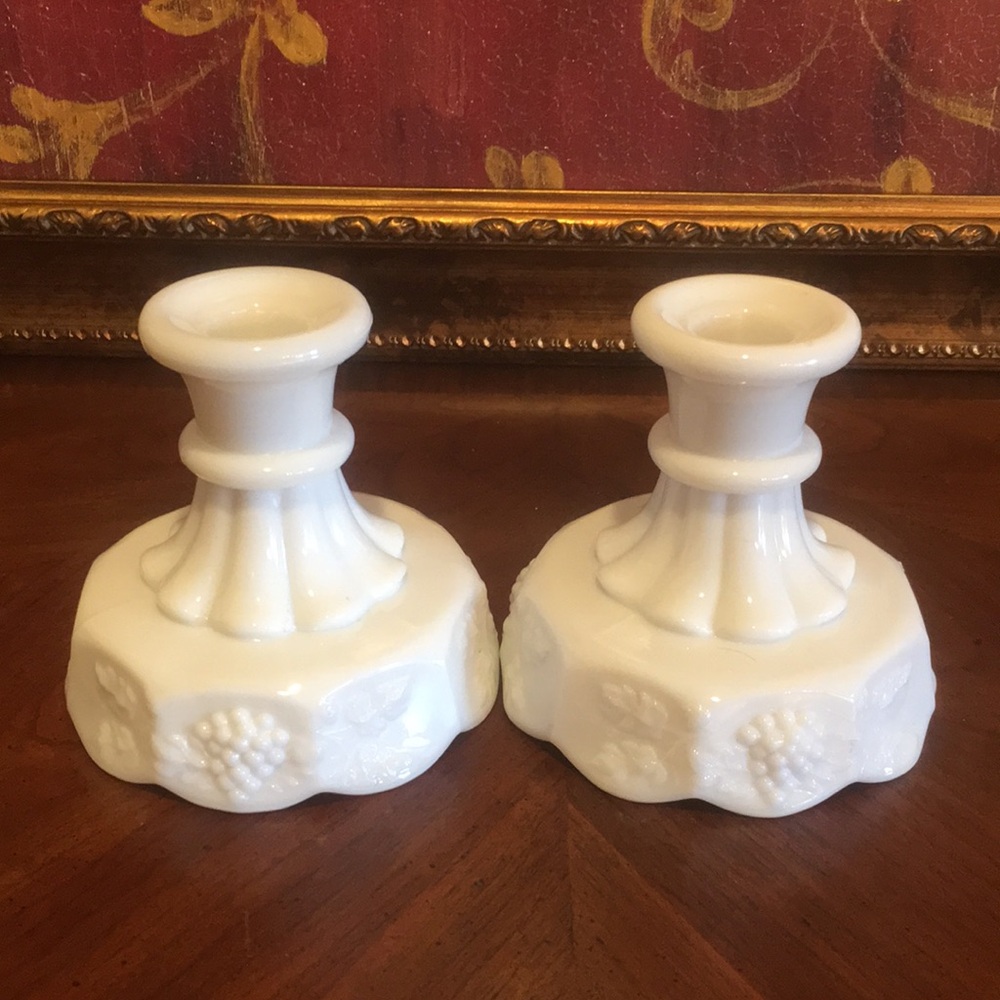 VTG Westmoreland Authentic Handmade Milk Glass Grape Leaf Candle Holders Signed